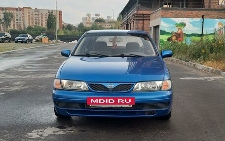 Nissan Almera, 2000 год, 130 000 рублей, 3 фотография