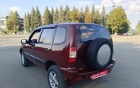 Chevrolet Niva I рестайлинг, 2004 год, 310 000 рублей, 5 фотография