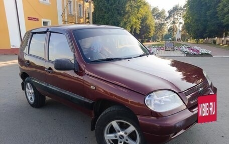 Chevrolet Niva I рестайлинг, 2004 год, 310 000 рублей, 2 фотография