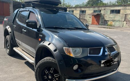 Mitsubishi L200 IV рестайлинг, 2007 год, 1 500 000 рублей, 2 фотография