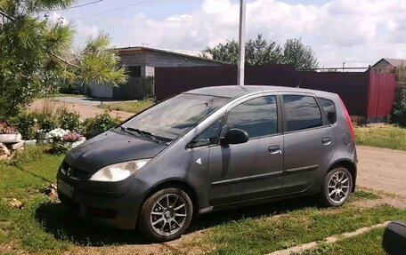 Mitsubishi Colt VI рестайлинг, 2005 год, 380 000 рублей, 2 фотография