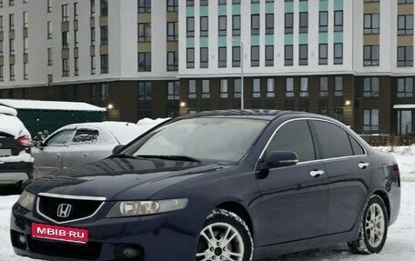 Honda Accord VII рестайлинг, 2004 год, 800 000 рублей, 1 фотография