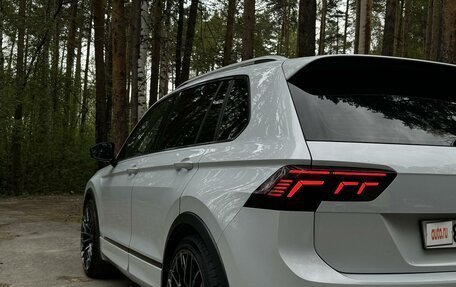 Volkswagen Tiguan II, 2019 год, 3 850 000 рублей, 3 фотография