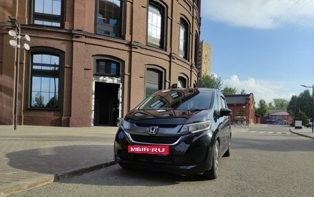 Honda Freed II, 2019 год, 1 850 000 рублей, 10 фотография