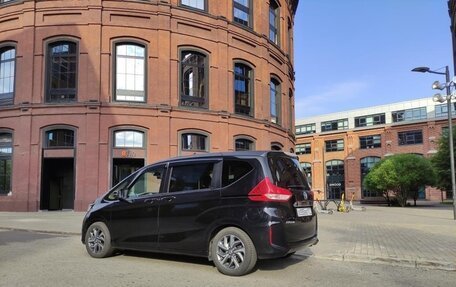 Honda Freed II, 2019 год, 1 850 000 рублей, 22 фотография