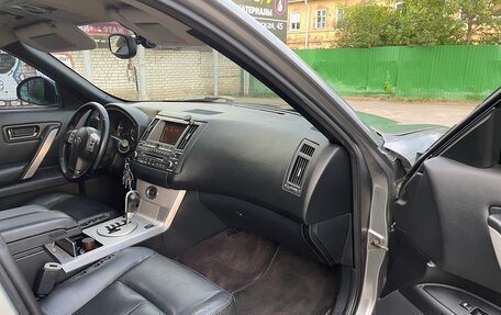 Infiniti FX I, 2005 год, 900 000 рублей, 14 фотография