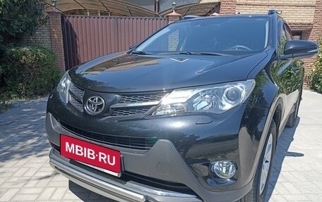 Toyota RAV4, 2013 год, 2 350 000 рублей, 1 фотография