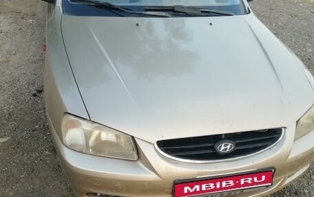 Hyundai Accent II, 2005 год, 320 000 рублей, 1 фотография