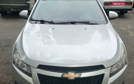 Chevrolet Cruze II, 2010 год, 600 000 рублей, 1 фотография