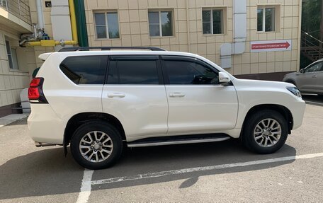 Toyota Land Cruiser Prado 150 рестайлинг 2, 2019 год, 4 999 000 рублей, 7 фотография