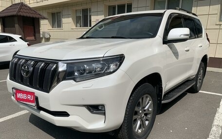 Toyota Land Cruiser Prado 150 рестайлинг 2, 2019 год, 4 999 000 рублей, 14 фотография