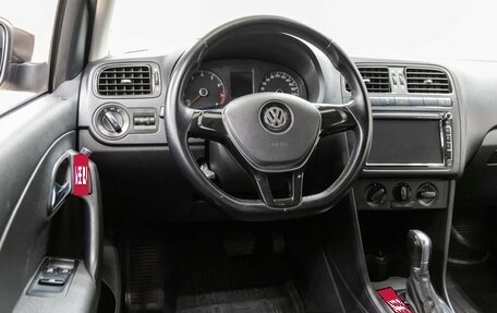 Volkswagen Polo VI (EU Market), 2015 год, 1 318 000 рублей, 16 фотография