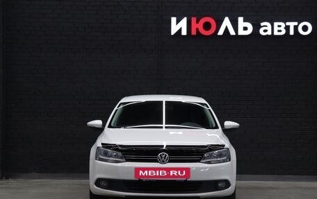 Volkswagen Jetta VI, 2014 год, 1 090 000 рублей, 2 фотография