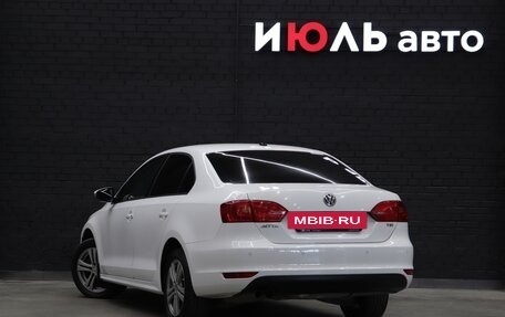 Volkswagen Jetta VI, 2014 год, 1 090 000 рублей, 6 фотография