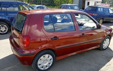 Volkswagen Polo III рестайлинг, 2000 год, 230 000 рублей, 2 фотография