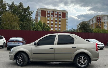 Renault Logan I, 2011 год, 700 000 рублей, 3 фотография