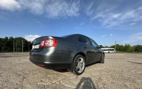 Volkswagen Jetta VI, 2009 год, 899 000 рублей, 7 фотография