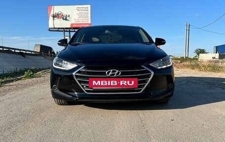 Hyundai Elantra VI рестайлинг, 2016 год, 1 350 000 рублей, 2 фотография