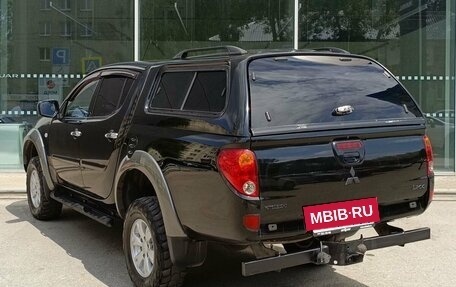 Mitsubishi L200 IV рестайлинг, 2014 год, 1 830 000 рублей, 7 фотография