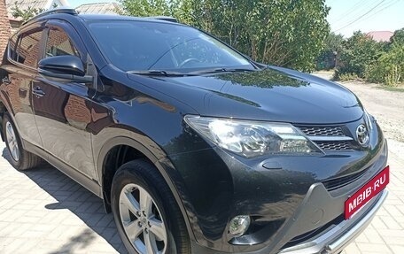 Toyota RAV4, 2013 год, 2 350 000 рублей, 3 фотография