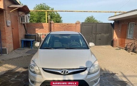 Hyundai i30 I, 2010 год, 800 000 рублей, 3 фотография