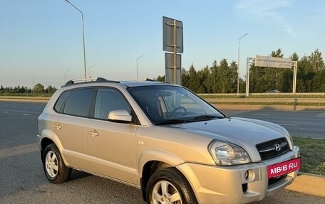 Hyundai Tucson III, 2007 год, 859 000 рублей, 2 фотография