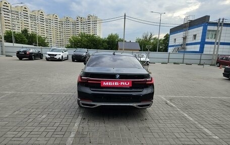 BMW 7 серия, 2019 год, 7 300 000 рублей, 3 фотография