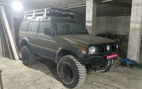 Mitsubishi Pajero III рестайлинг, 1993 год, 580 000 рублей, 1 фотография