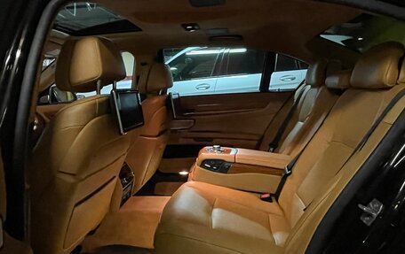 BMW 7 серия, 2013 год, 2 199 000 рублей, 10 фотография