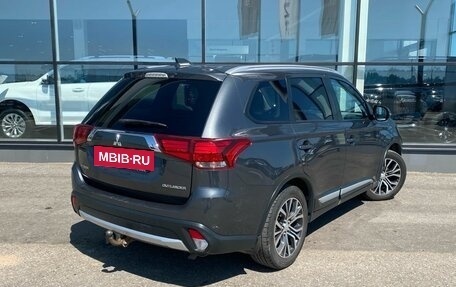 Mitsubishi Outlander III рестайлинг 3, 2018 год, 1 895 000 рублей, 5 фотография