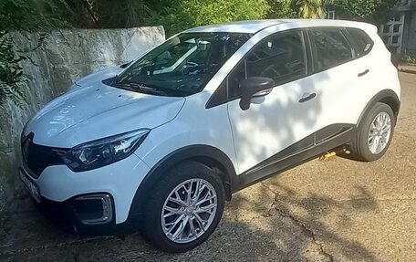 Renault Kaptur I рестайлинг, 2018 год, 1 490 000 рублей, 8 фотография