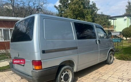 Volkswagen Transporter T4, 1995 год, 750 000 рублей, 3 фотография