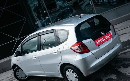 Honda Fit III, 2008 год, 790 000 рублей, 12 фотография