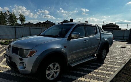 Mitsubishi L200 IV рестайлинг, 2007 год, 1 000 000 рублей, 2 фотография