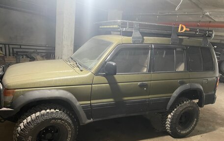 Mitsubishi Pajero III рестайлинг, 1993 год, 580 000 рублей, 10 фотография