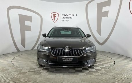 Skoda Superb III рестайлинг, 2017 год, 1 995 000 рублей, 2 фотография