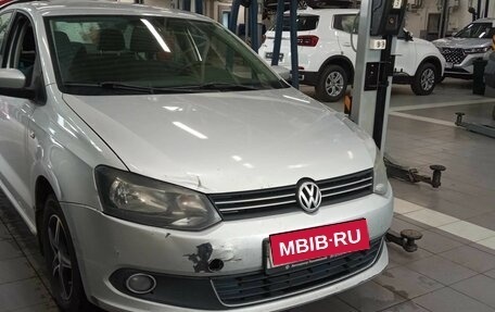 Volkswagen Polo VI (EU Market), 2011 год, 568 000 рублей, 2 фотография