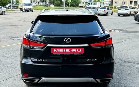 Lexus RX IV рестайлинг, 2021 год, 6 950 000 рублей, 12 фотография