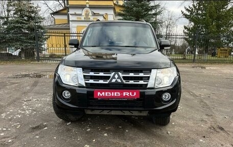 Mitsubishi Pajero IV, 2012 год, 2 950 000 рублей, 2 фотография