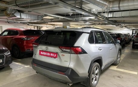 Toyota RAV4, 2021 год, 3 799 000 рублей, 4 фотография