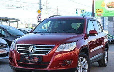 Volkswagen Tiguan I, 2011 год, 1 049 990 рублей, 3 фотография