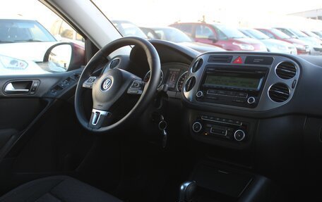 Volkswagen Tiguan I, 2011 год, 1 049 990 рублей, 10 фотография