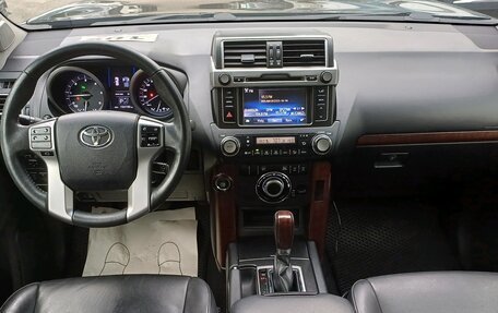 Toyota Land Cruiser Prado 150 рестайлинг 2, 2013 год, 3 349 000 рублей, 10 фотография