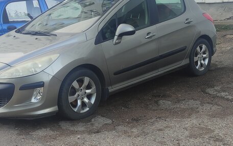 Peugeot 308 II, 2010 год, 395 000 рублей, 2 фотография