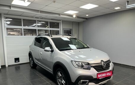 Renault Sandero II рестайлинг, 2019 год, 1 377 000 рублей, 3 фотография