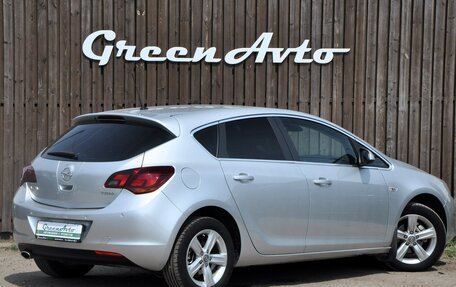 Opel Astra J, 2011 год, 760 000 рублей, 5 фотография