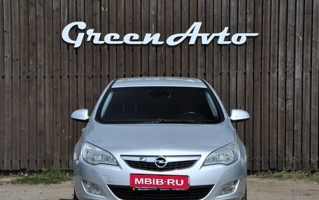 Opel Astra J, 2011 год, 760 000 рублей, 8 фотография