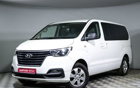 Hyundai Grand Starex Grand Starex I рестайлинг 2, 2018 год, 3 899 000 рублей, 1 фотография