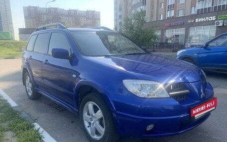 Mitsubishi Outlander III рестайлинг 3, 2005 год, 790 000 рублей, 2 фотография