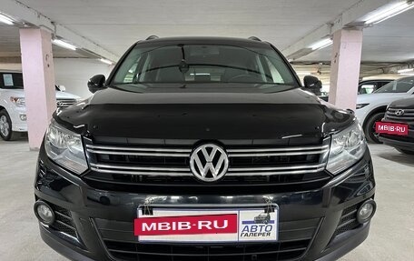 Volkswagen Tiguan I, 2011 год, 1 250 000 рублей, 2 фотография